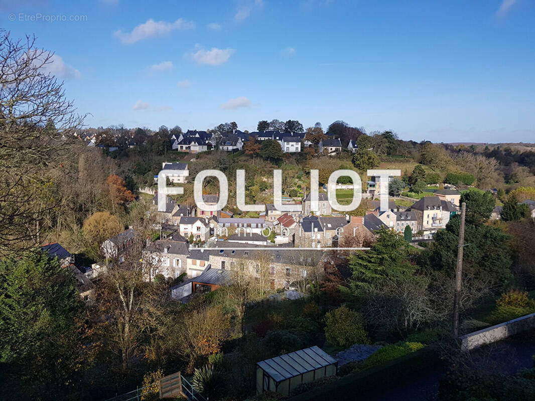 Appartement à FOUGERES