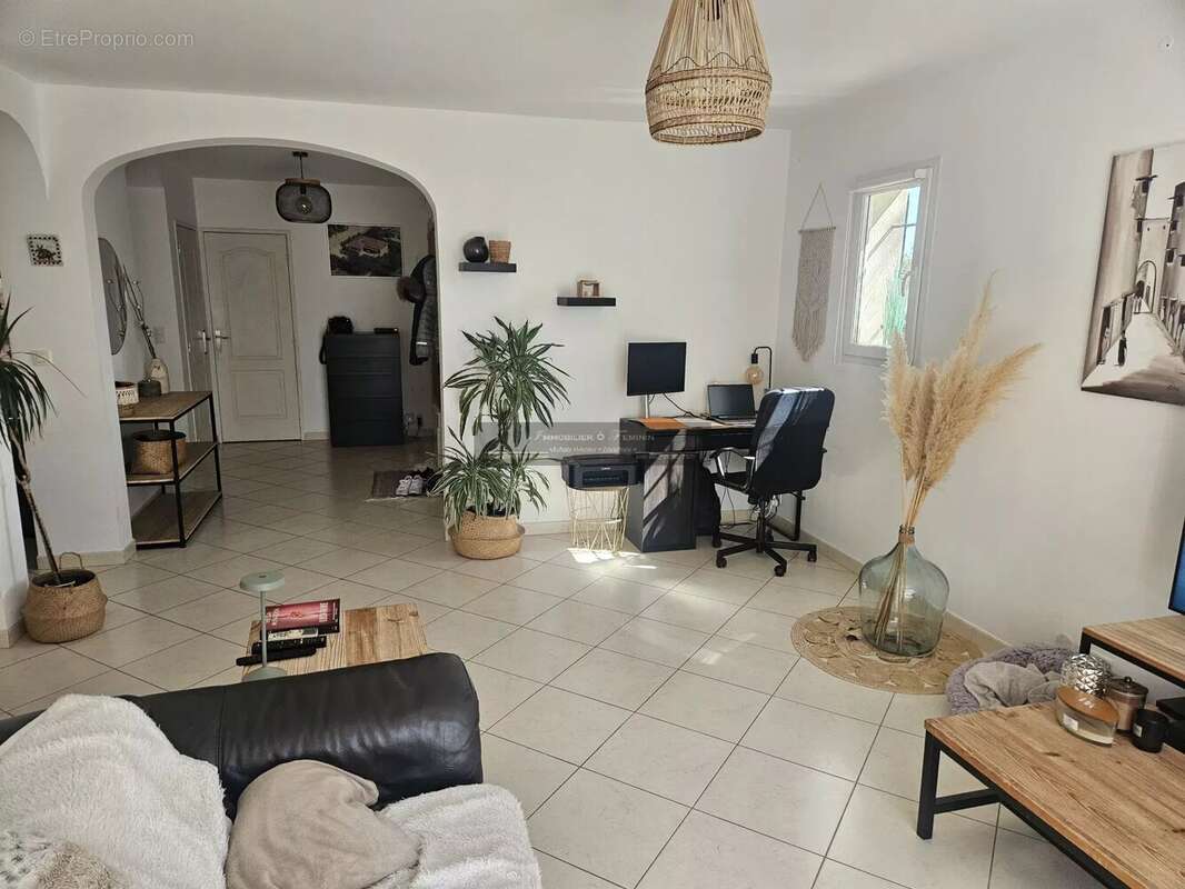 Maison à FREJUS