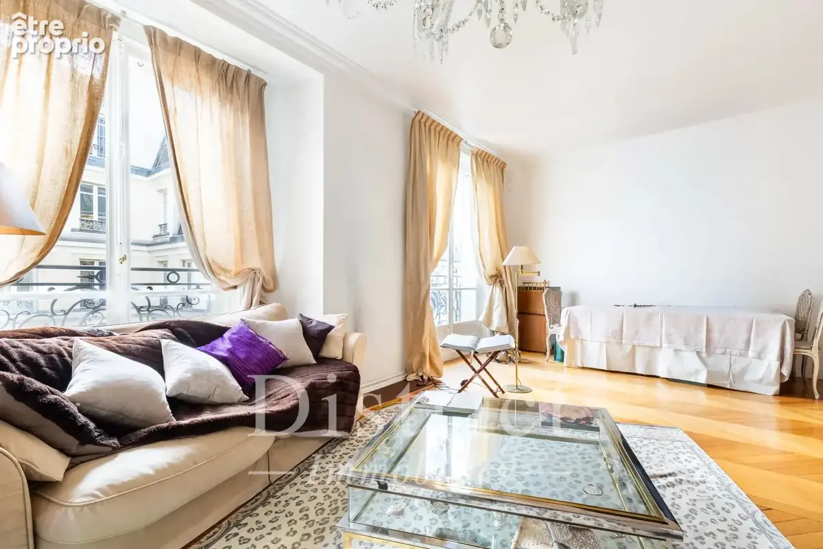 Quartier Latin - La Sorbonne. Appartement familial de 108 m² plein Sud. 3 chambres - photo 2