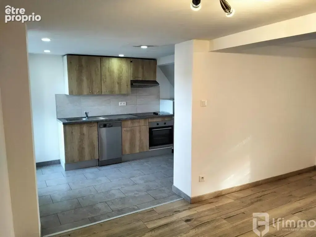 Maison 3 pièces de 62m2 avec une cour - photo 4