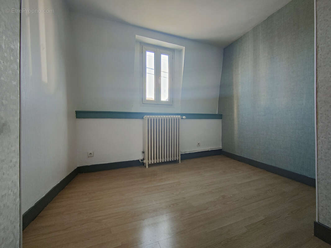 Maison à BEAUVAIS
