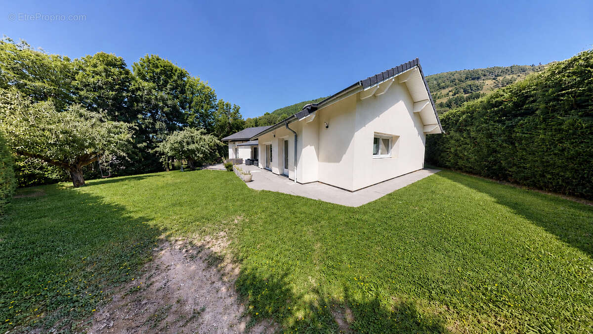 Maison à SAINT-MARTIN-D'URIAGE
