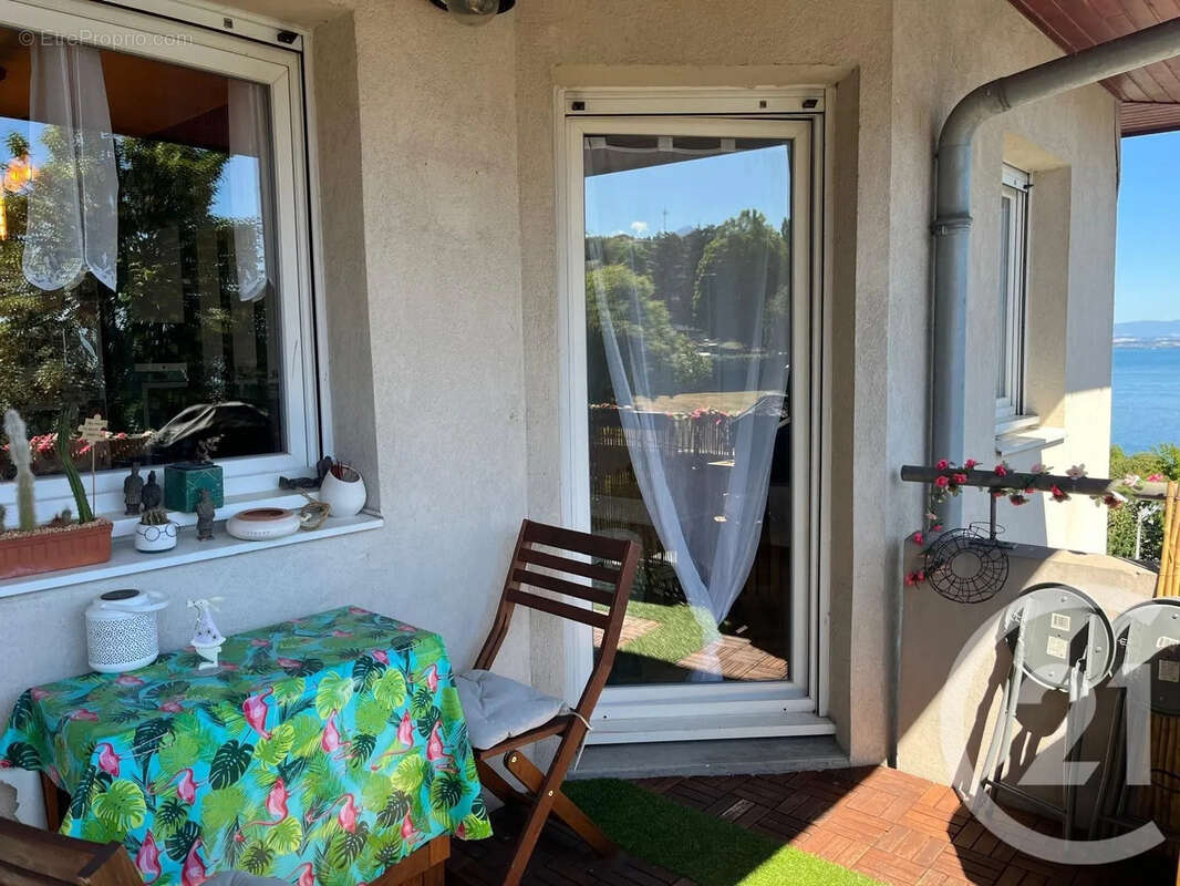 Appartement à EVIAN-LES-BAINS