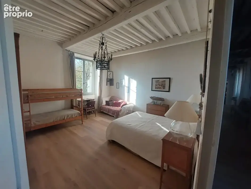 A VENDRE Demeure de charme Pommiers En Forez 435 m2 - photo 15