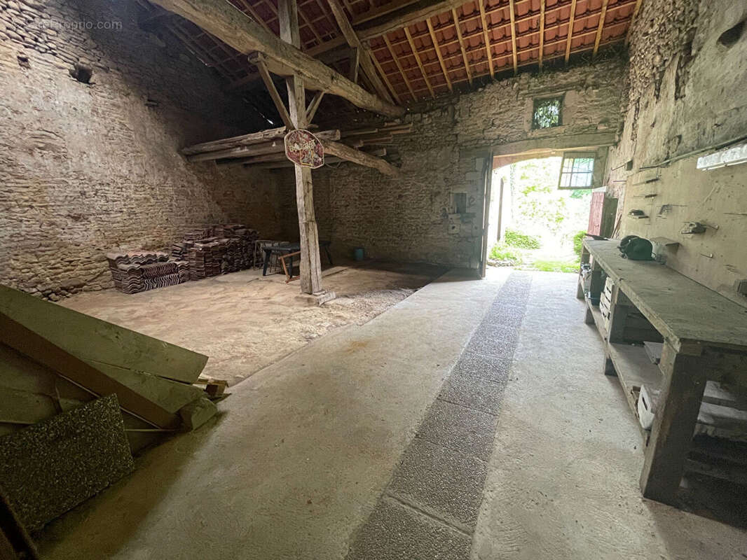 Maison à COUSANCES-LES-FORGES