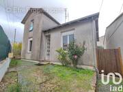 Photo 1 - Maison à SURGERES