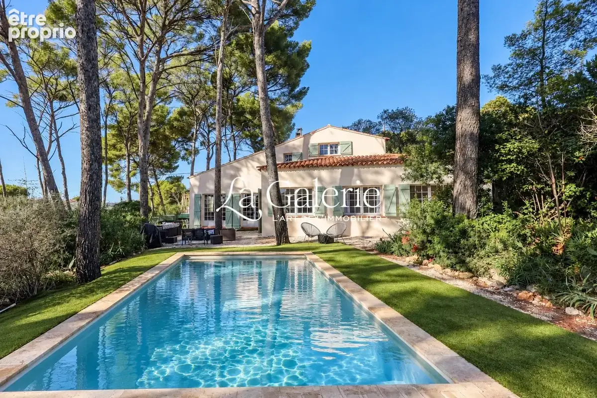 Maison 6 pièces 137 m² à vendre à Sanary-Sur-Mer (83110) - photo 1