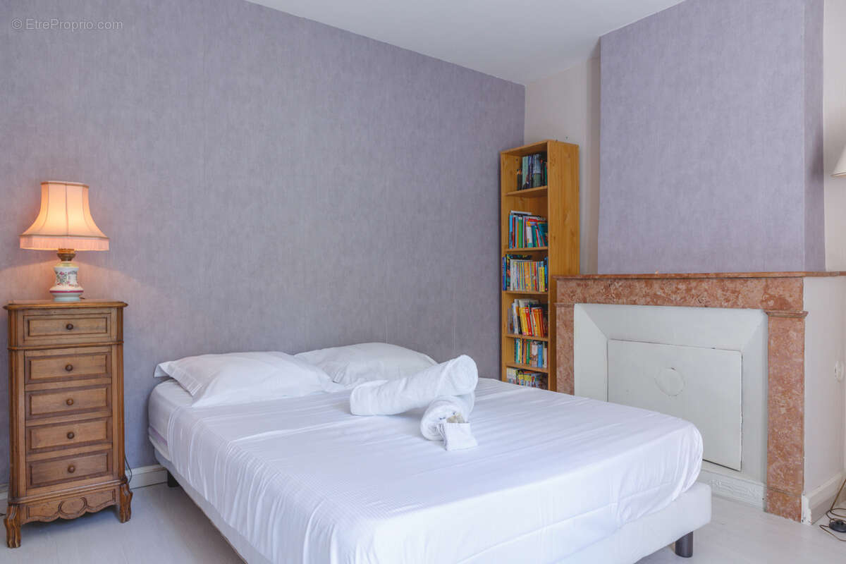 Maison à MONTMERLE-SUR-SAONE