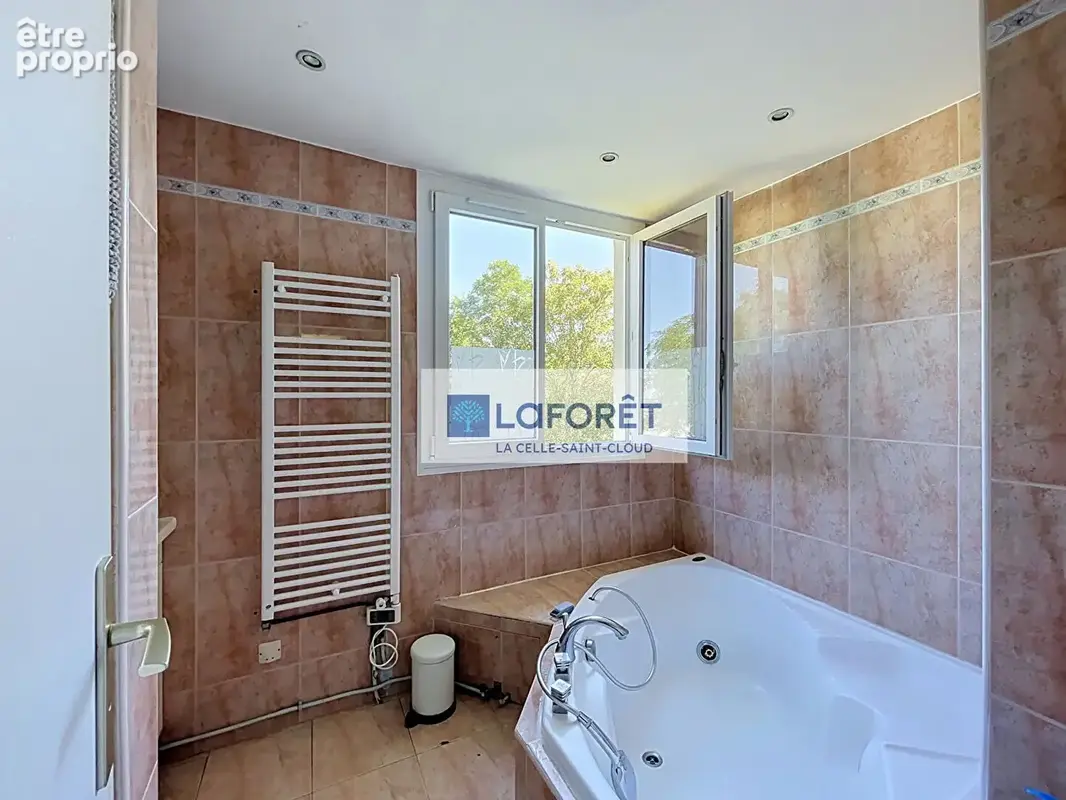 Exclusif - Appartement La Celle-saint-cloud 4 pièce(s) 92 m2 - photo 11