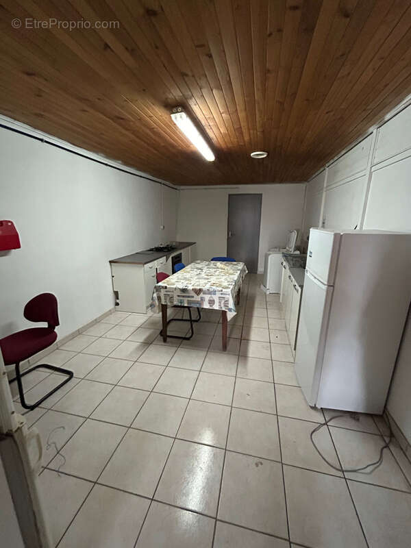 Commerce à VARANGEVILLE