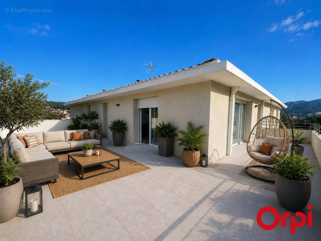 Appartement à MARSEILLE-12E