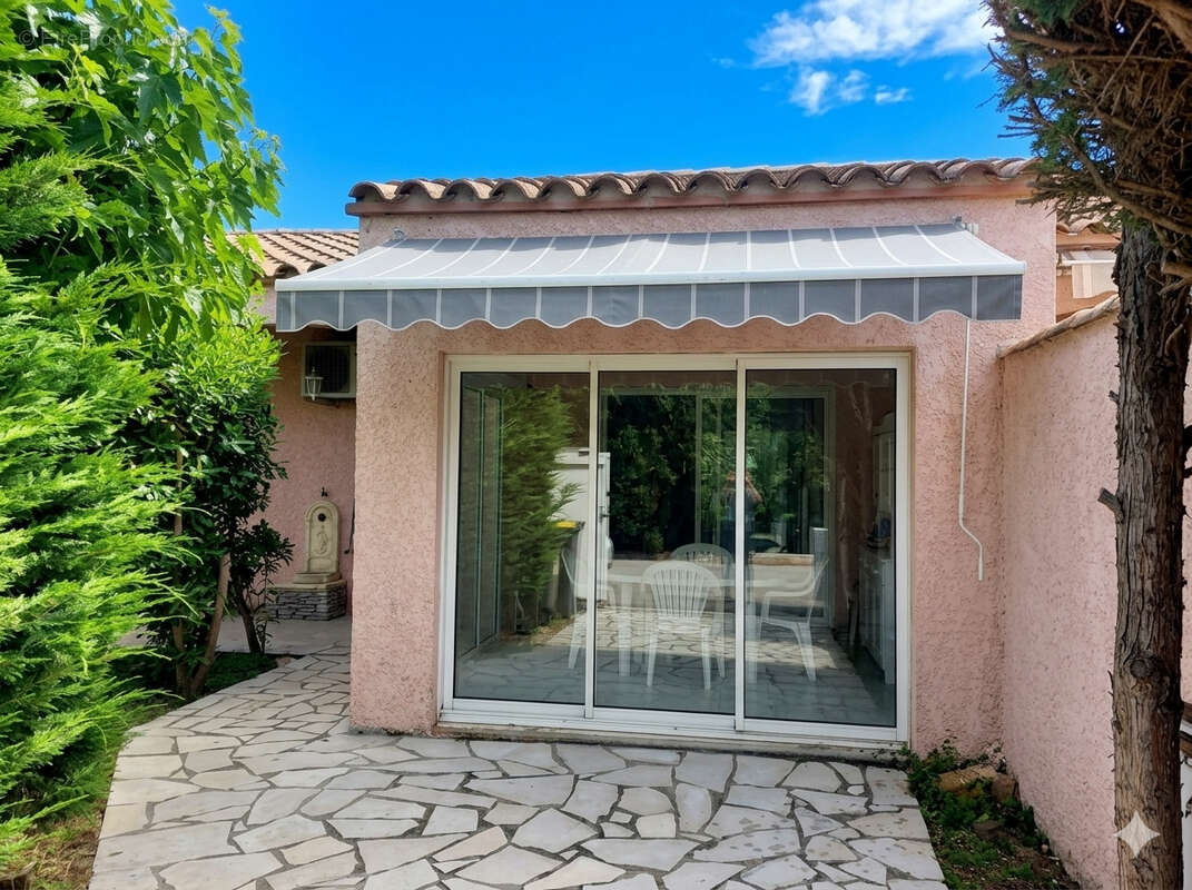 Maison à CANET-EN-ROUSSILLON