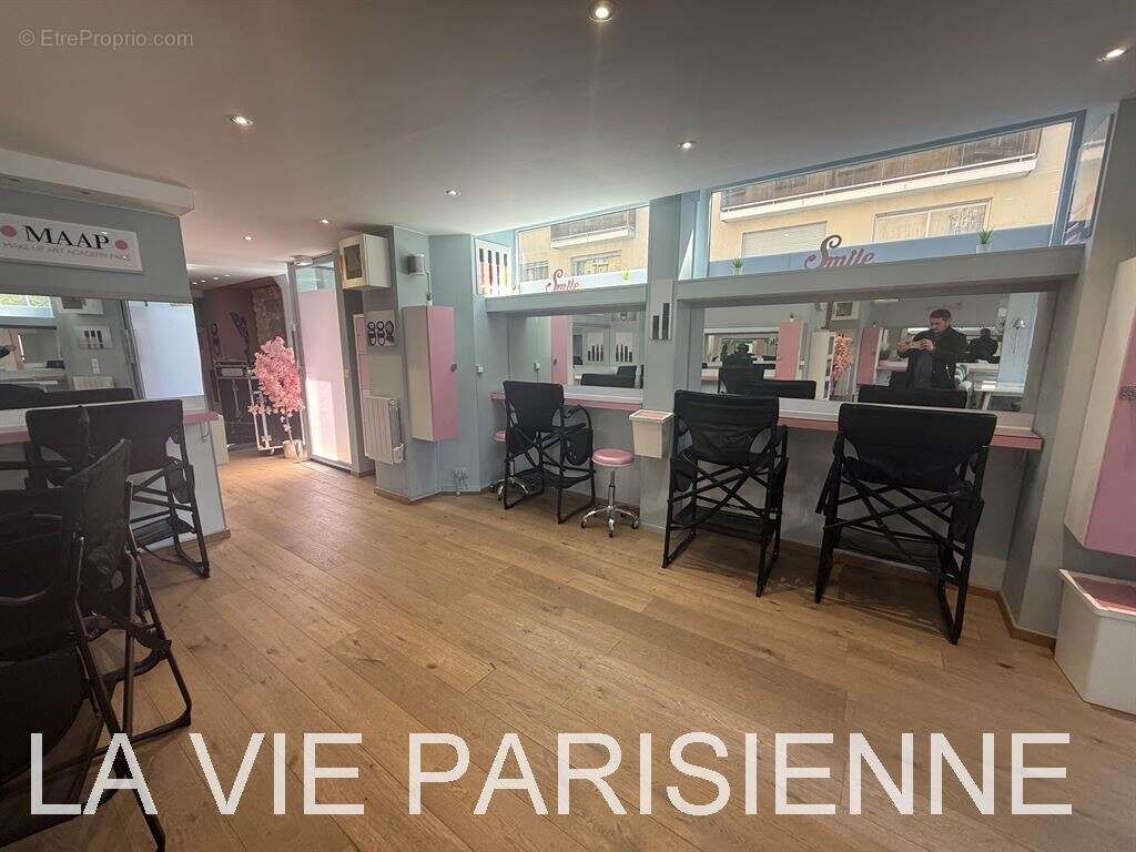 Commerce à PARIS-15E