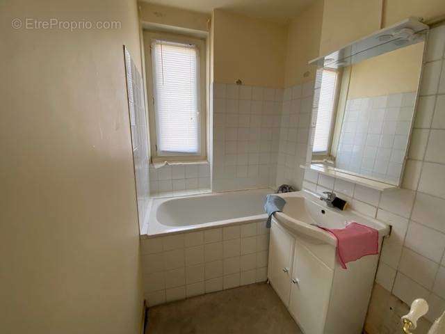 Appartement à CLICHY-SOUS-BOIS