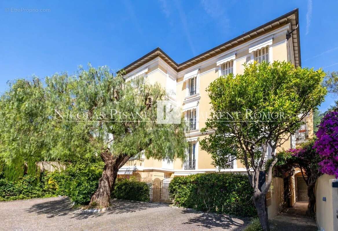 Appartement à BEAULIEU-SUR-MER