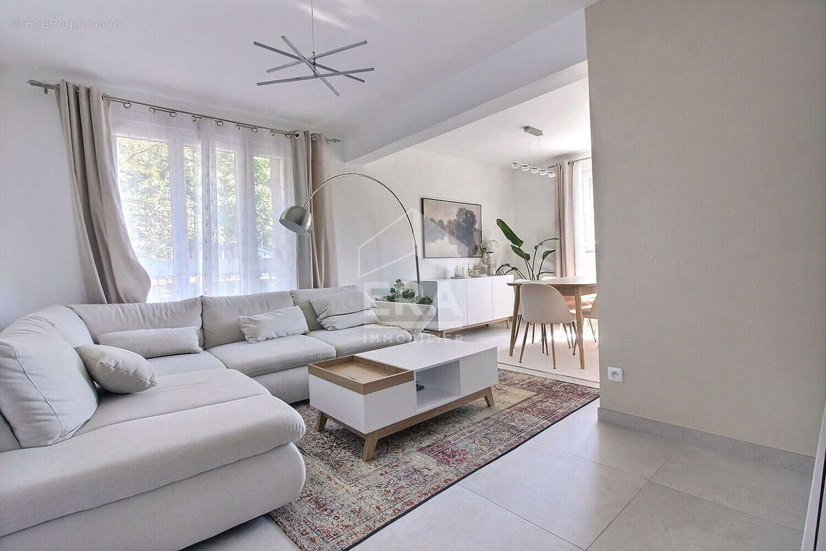 Appartement à SAINT-OUEN
