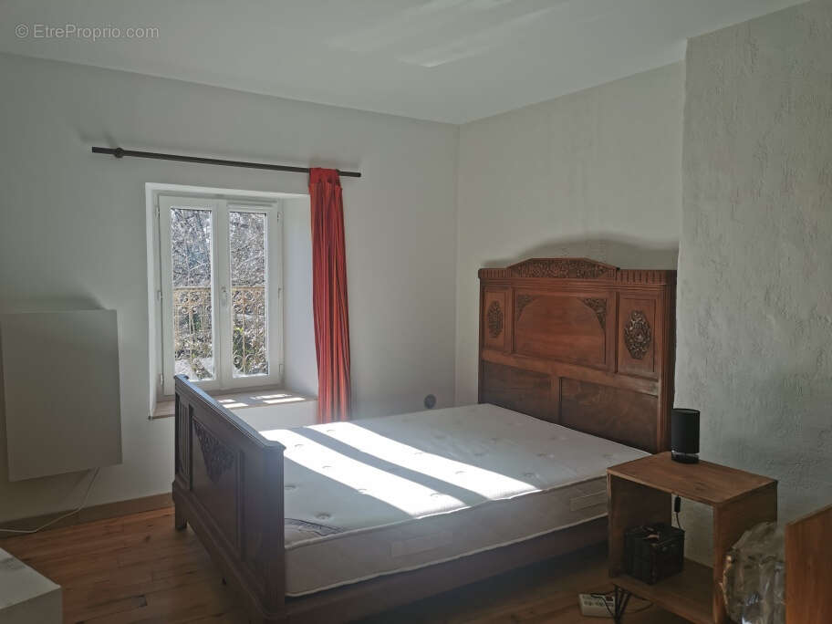 Maison à LA SALVETAT-SUR-AGOUT