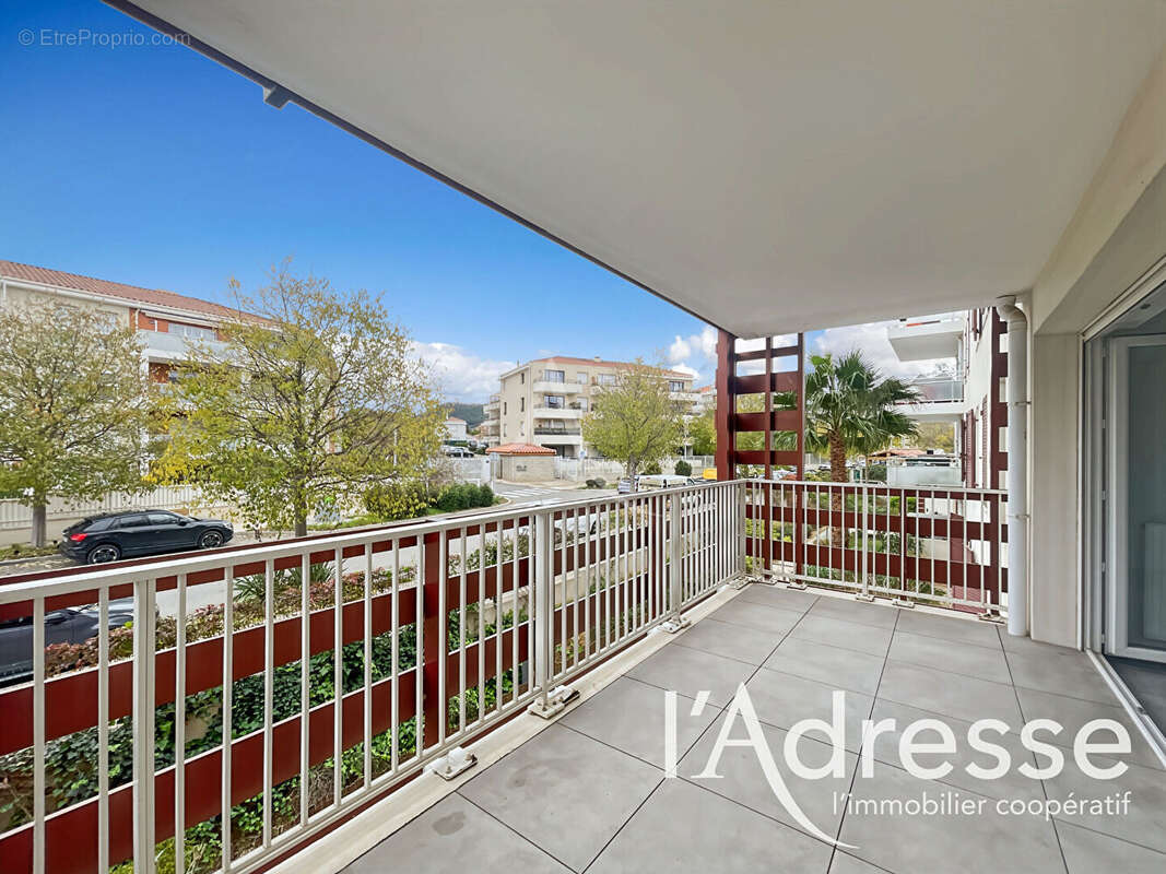 Appartement à SAINT-CYR-SUR-MER