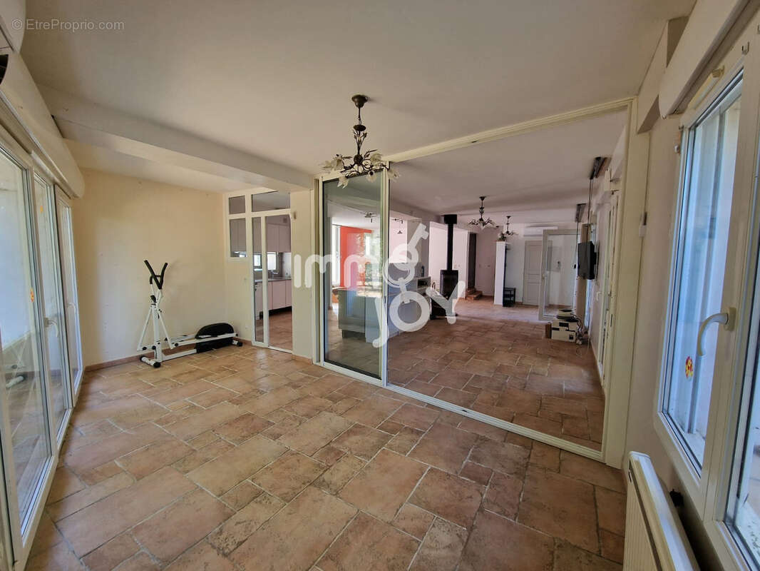 Maison à SERVIAN
