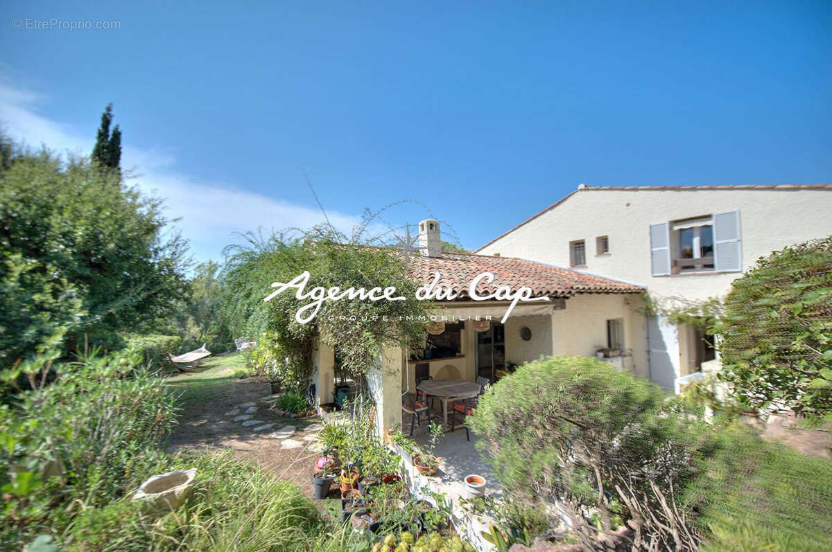 Maison à SAINT-RAPHAEL