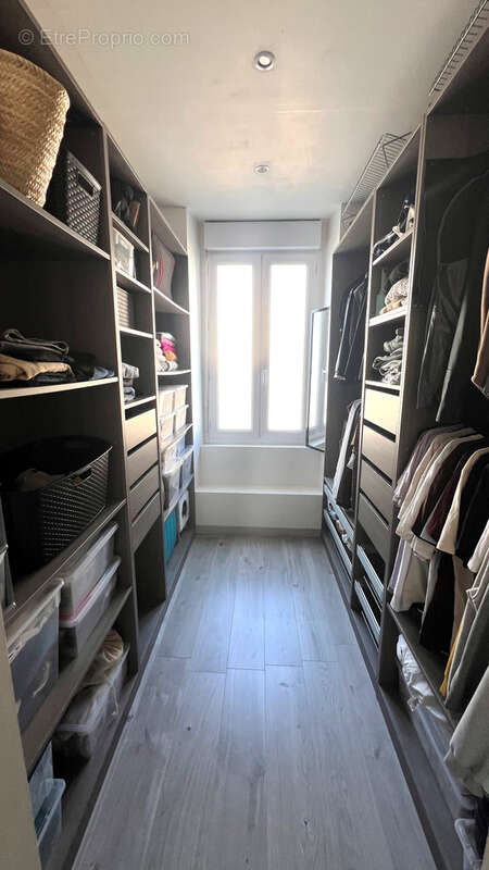 Maison à SAINT-CLEMENT-DE-LA-PLACE