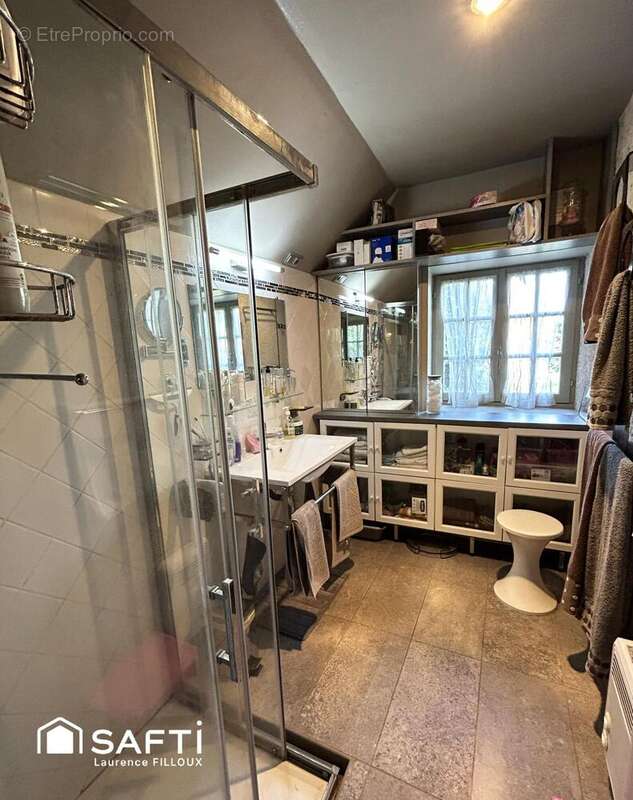 Maison 165 m² à Lavenay  - photo 8