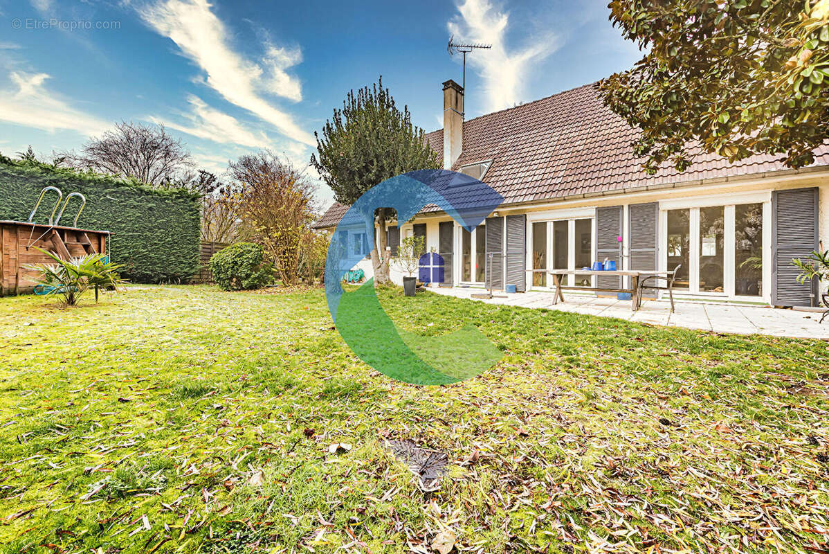 Maison à BALLAINVILLIERS