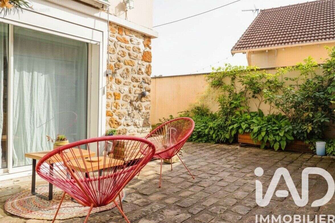 Photo 2 - Maison à SAULX-LES-CHARTREUX