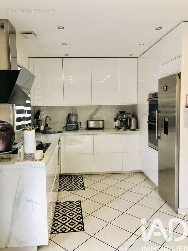 Photo 4 - Maison à SAVIGNY-LE-TEMPLE