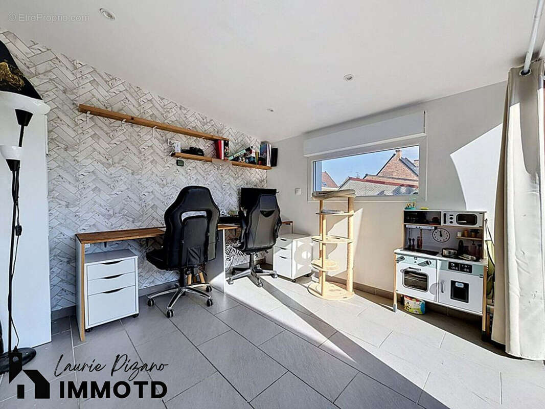 Maison Ghyvelde 6 pièce(s) 104.66 m2 - photo 6