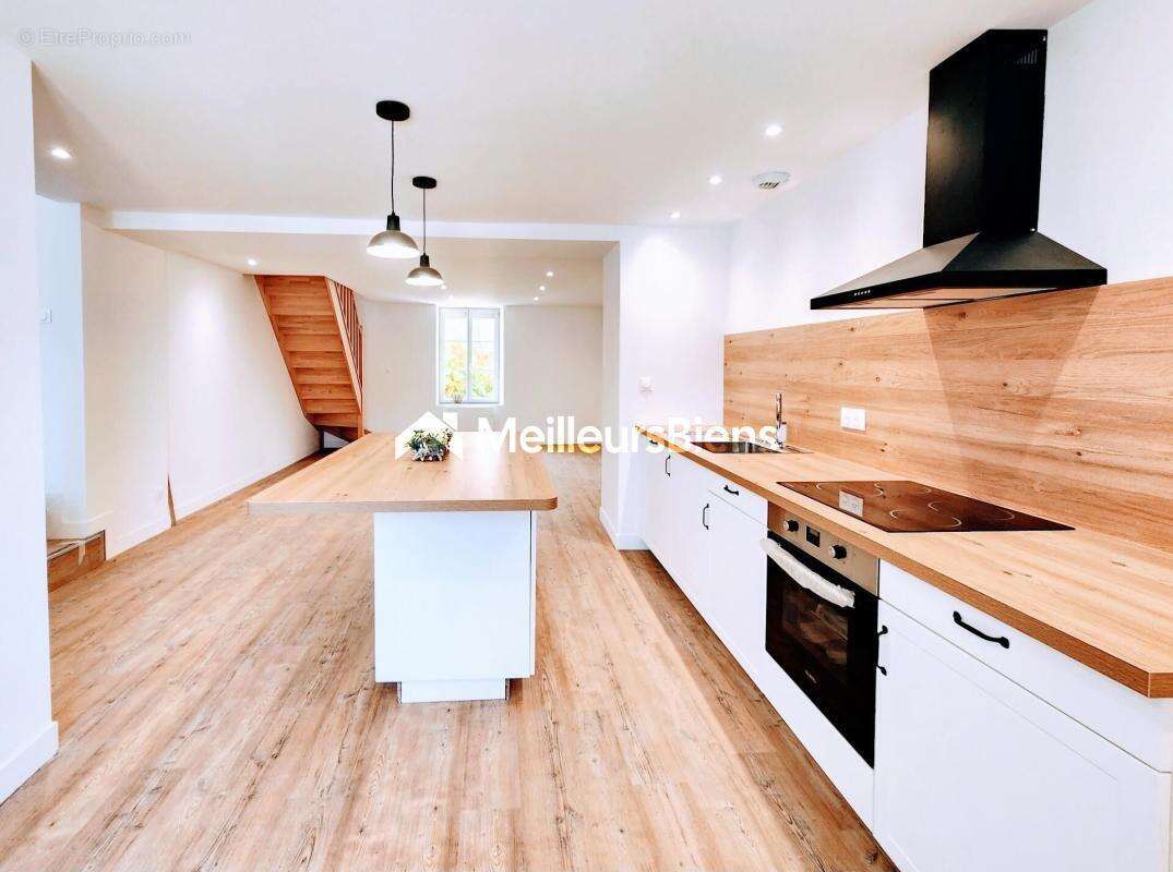 Maison rénovée – 96 m² – 3 chambres - 1 bureau – Garage – Sous-sol complet – Terrasse – À 10 mn  de Toul - photo 3