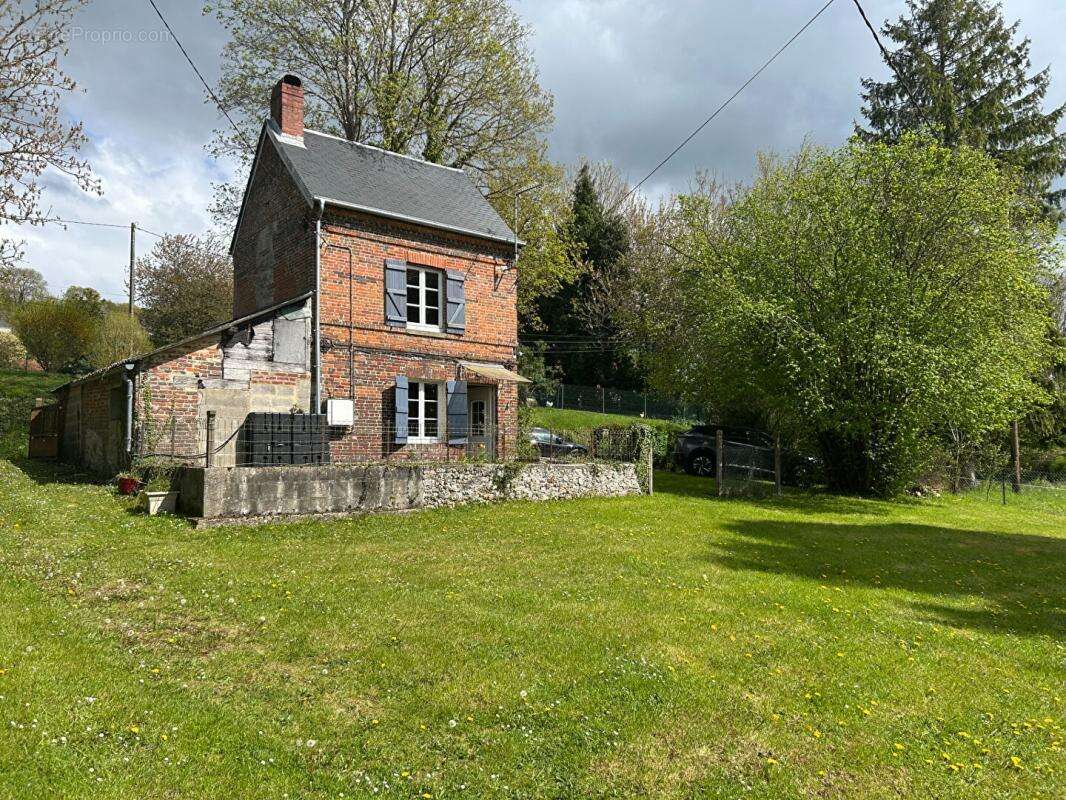 14290 Ensemble  de 2 maisons 136 m²  122 000 Euros - photo 3