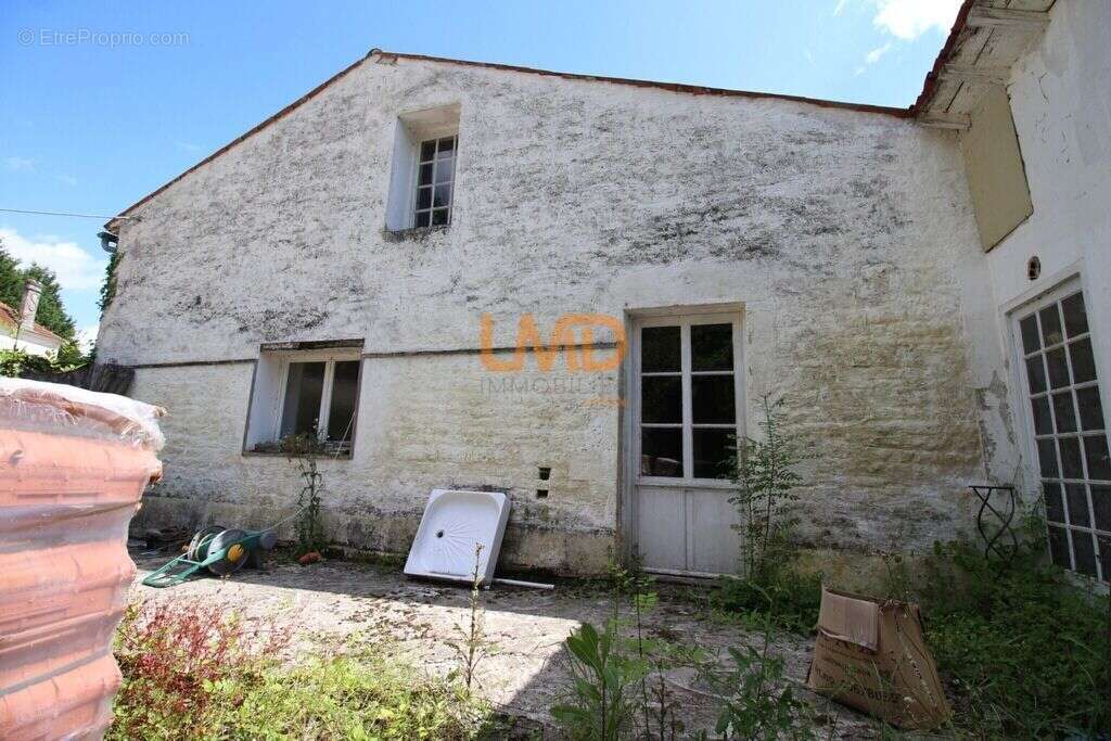 Ensemble immobilier à rénover - photo 17
