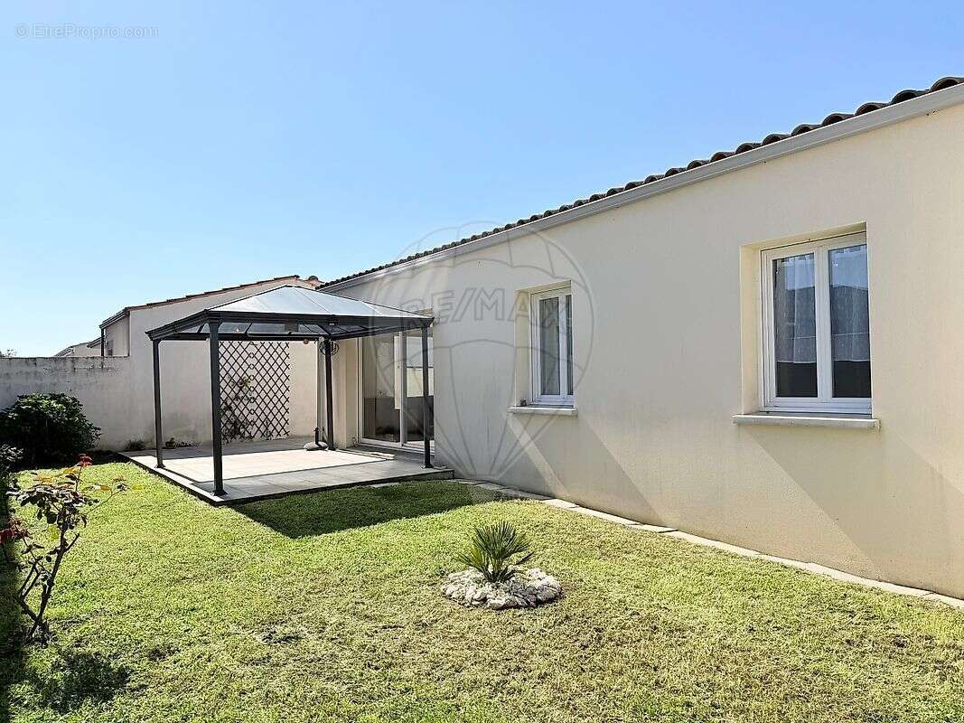 Maison à LES MATHES