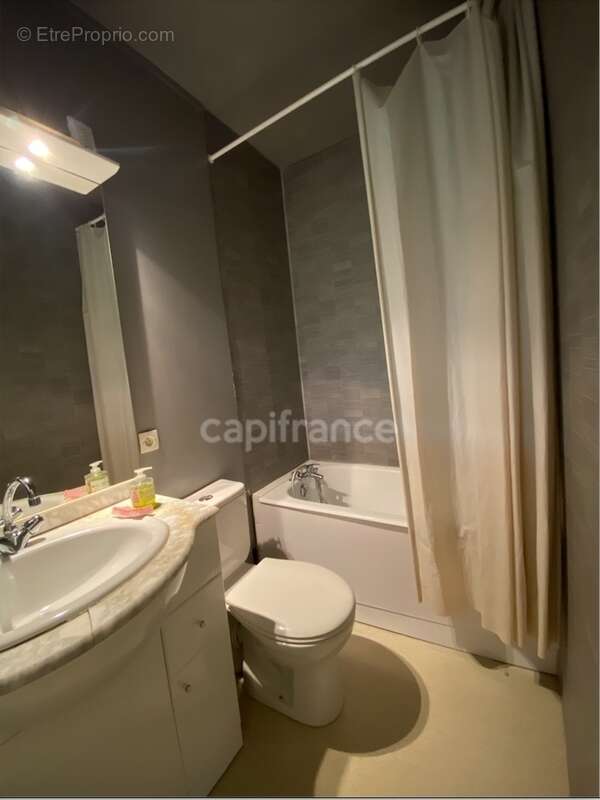 Appartement à MONTRICHARD