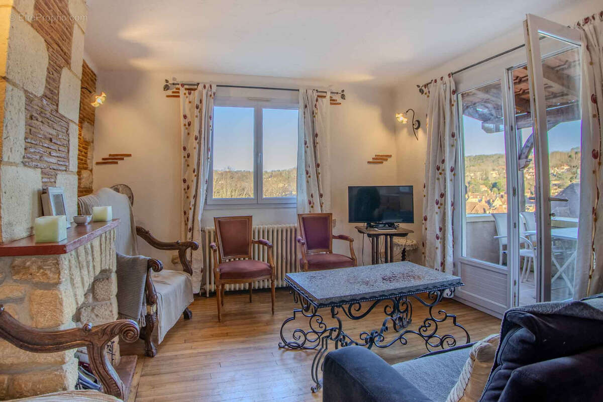 Maison à SARLAT-LA-CANEDA