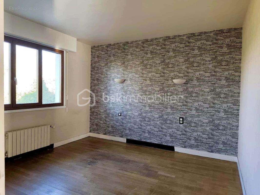 Maison 133 m² à Senan  - photo 5