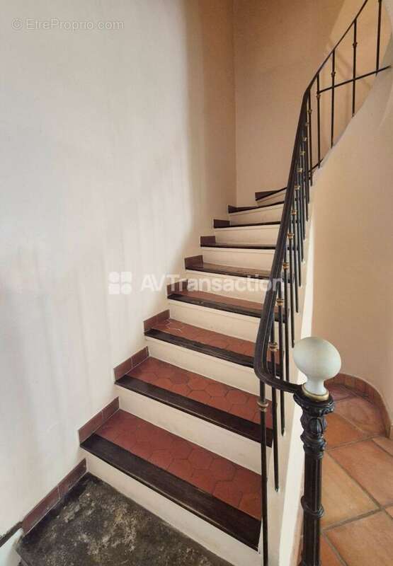 Maison 132 m² à Draguignan  - photo 7