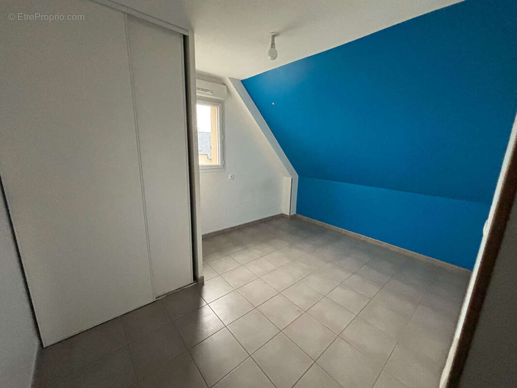 Maison à MESLAY-DU-MAINE