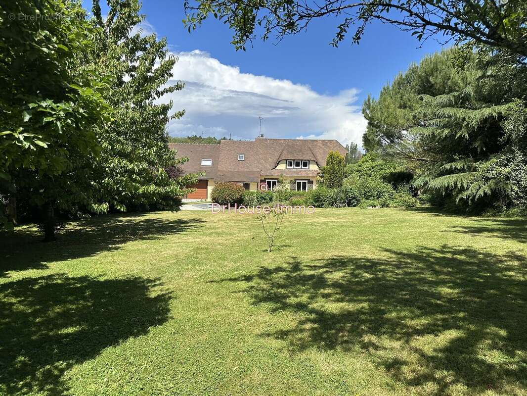 Maison à GILLES