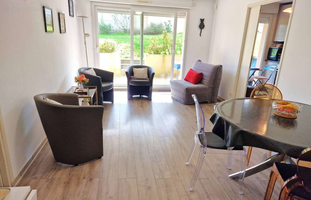 Appartement à SAINT-SEBASTIEN-SUR-LOIRE