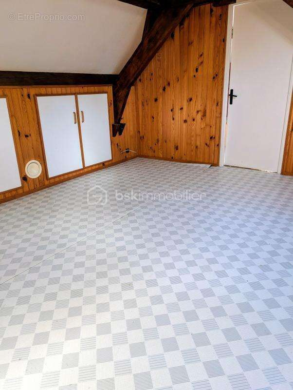 Maison à DOMART-SUR-LA-LUCE