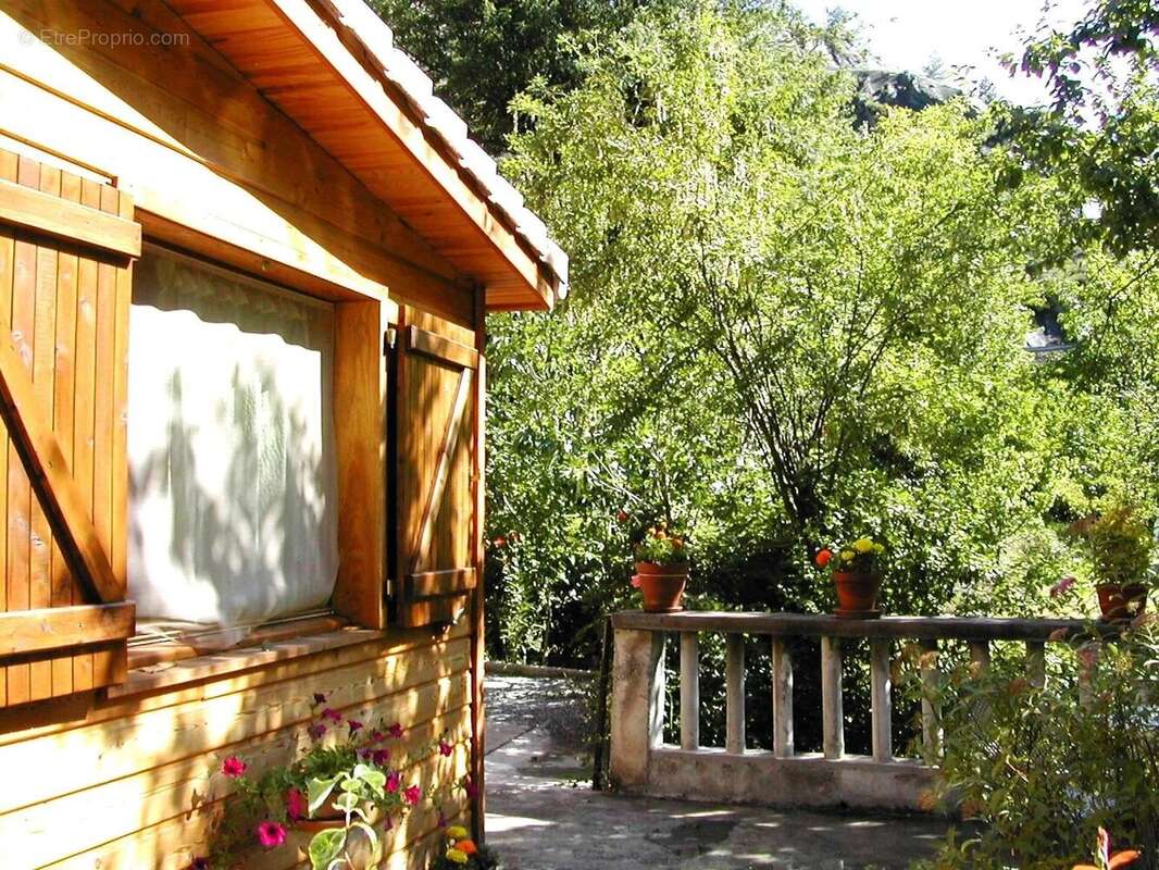 Maison à PUGET-ROSTANG