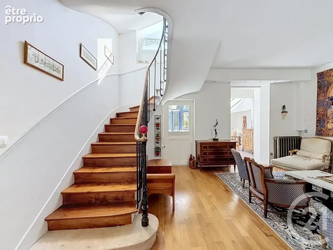 Maison 10 pièces 227 m² à vendre à Fontainebleau (77300) - photo 4