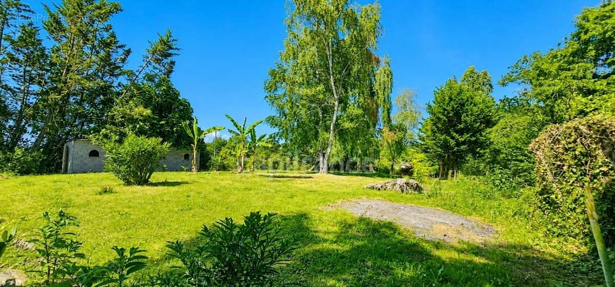 Dpt landes (40), à vendre à samadet, maison t5 162 m² avec garages, dépendances et terrain arboré de 2 482 m² - photo 12