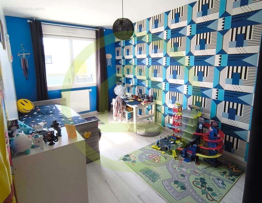 Maison à COURCELLES-CHAUSSY