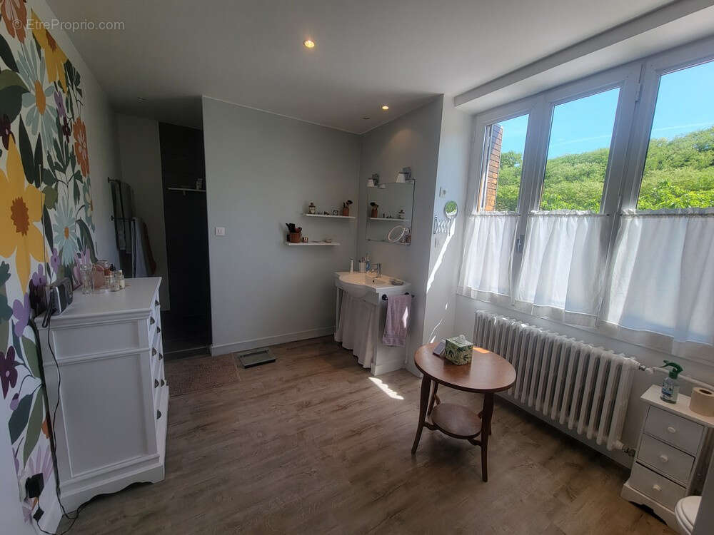 Maison à SAINT-SORLIN-EN-VALLOIRE