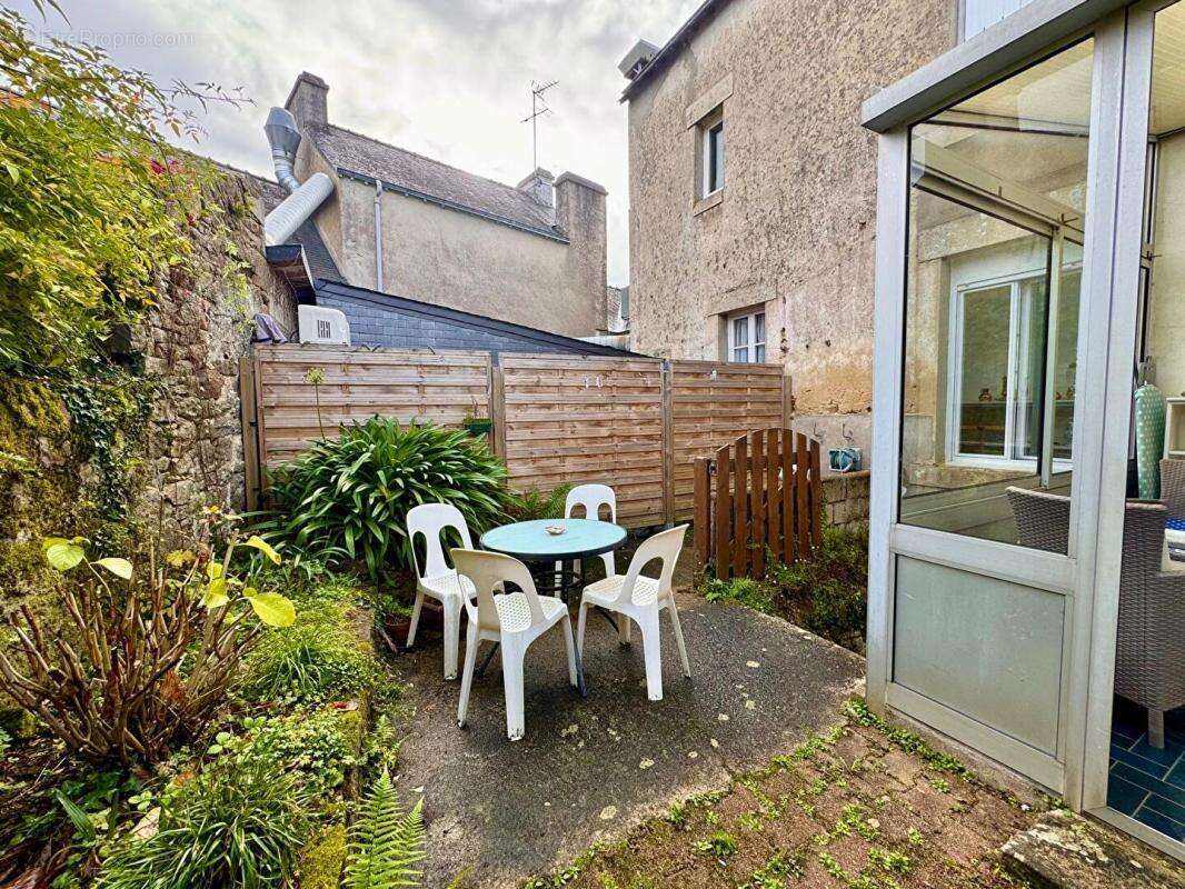 ILE-AUX-MOINES - Un pied-à-terre au coeur du bourg - photo 6