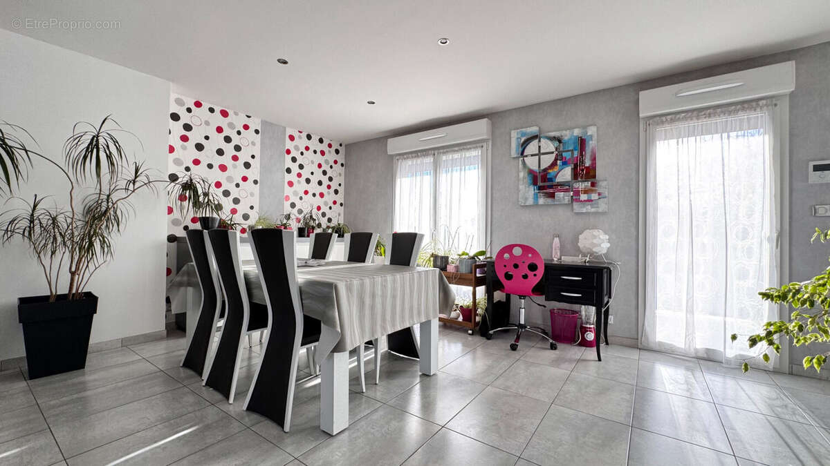 Maison à EINVILLE-AU-JARD