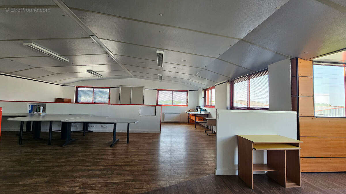 Commerce à LA FORET-FOUESNANT